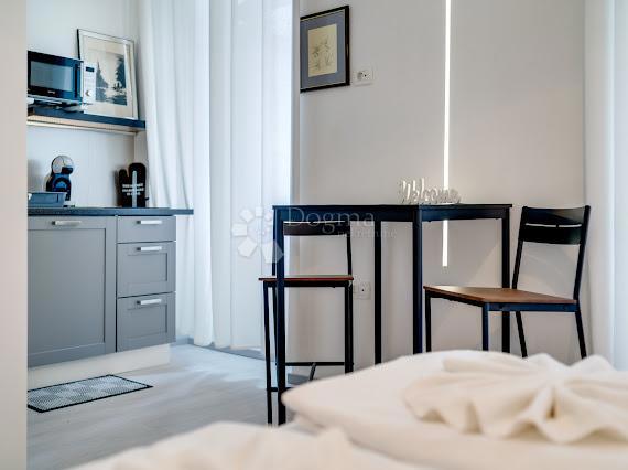 Allogio Centar, Rijeka, 70m2