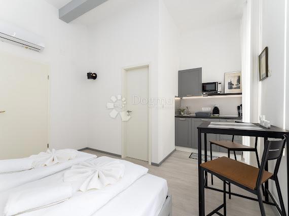 Allogio Centar, Rijeka, 70m2
