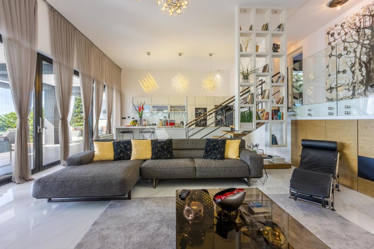 Casa Crikvenica, 300m2