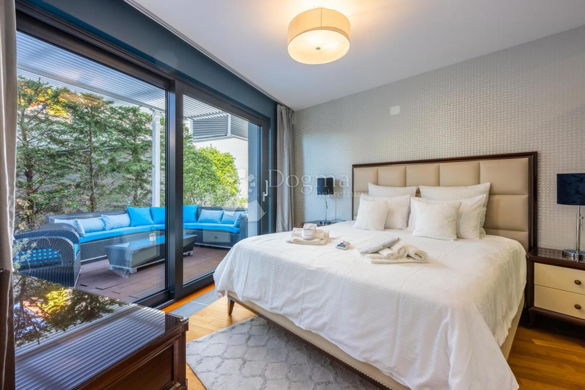 Casa Crikvenica, 300m2