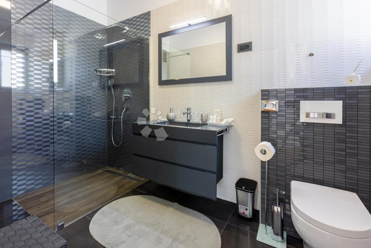 Casa Crikvenica, 300m2