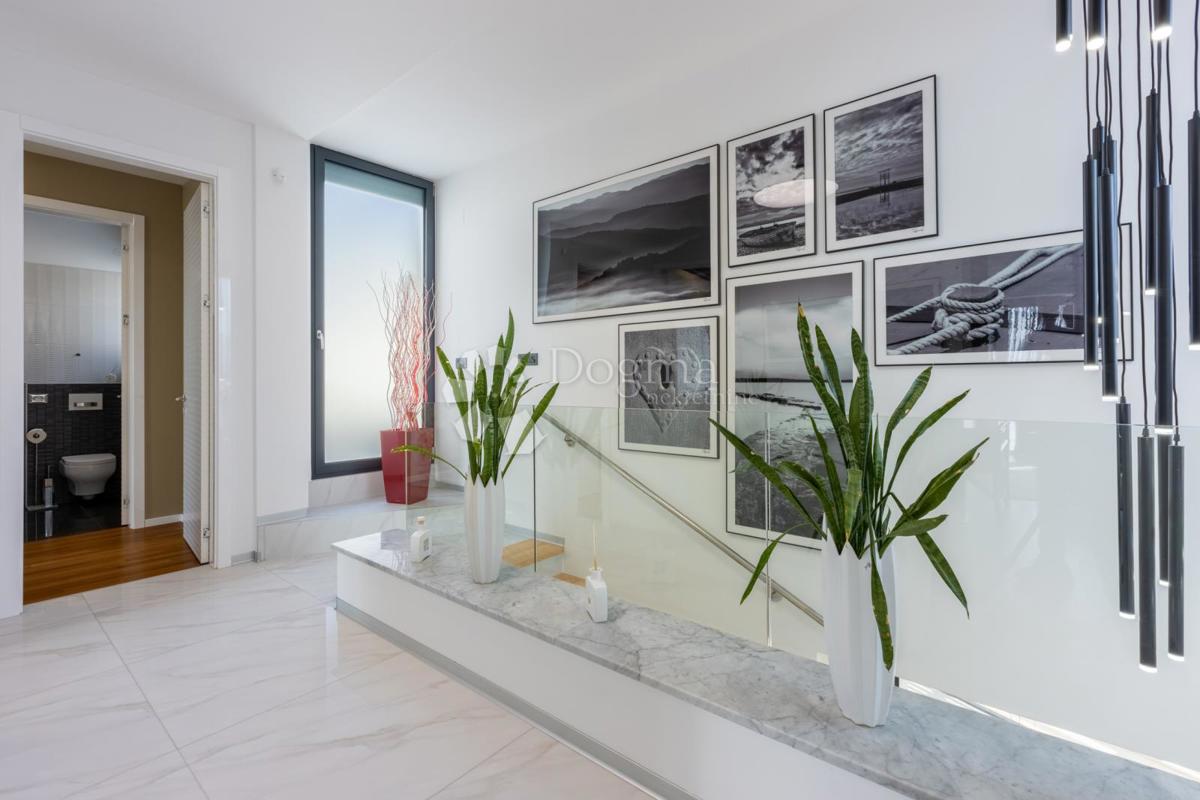 Casa Crikvenica, 300m2