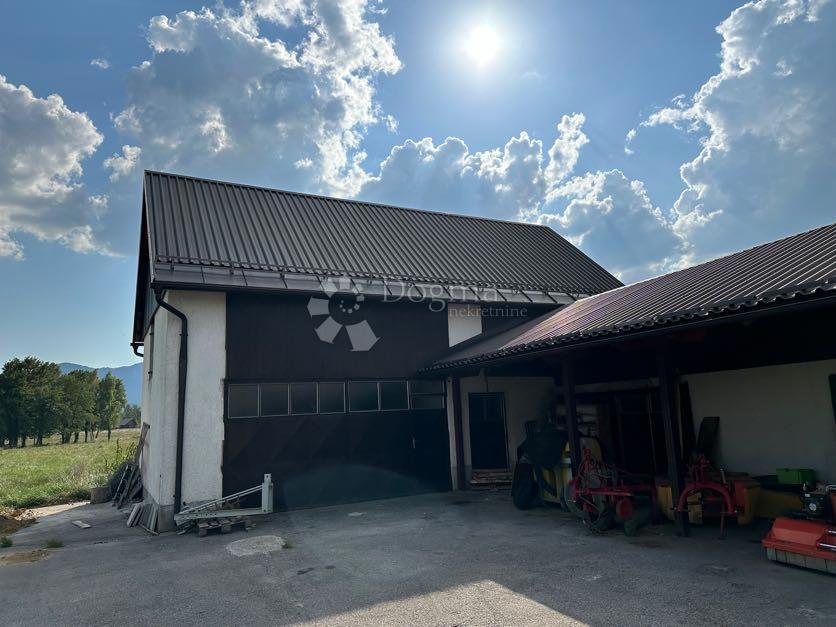 Casa Aleksinica, Gospić - Okolica, 300m2