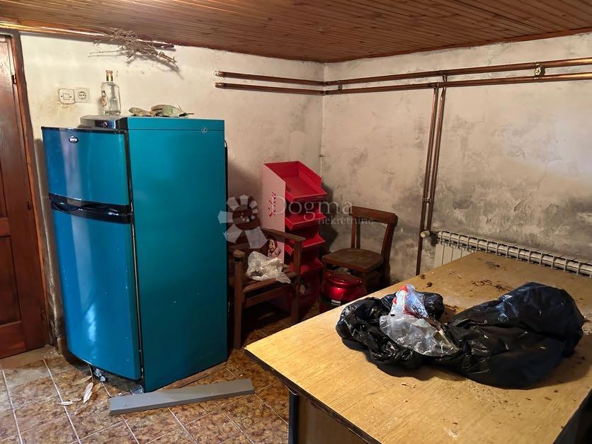 Casa Aleksinica, Gospić - Okolica, 300m2