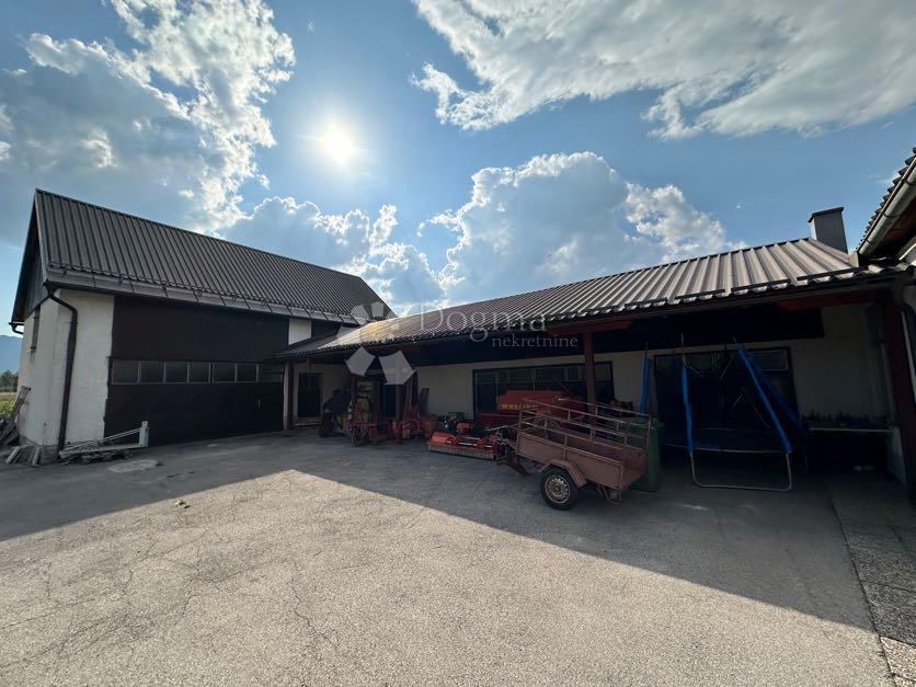 Casa Aleksinica, Gospić - Okolica, 300m2