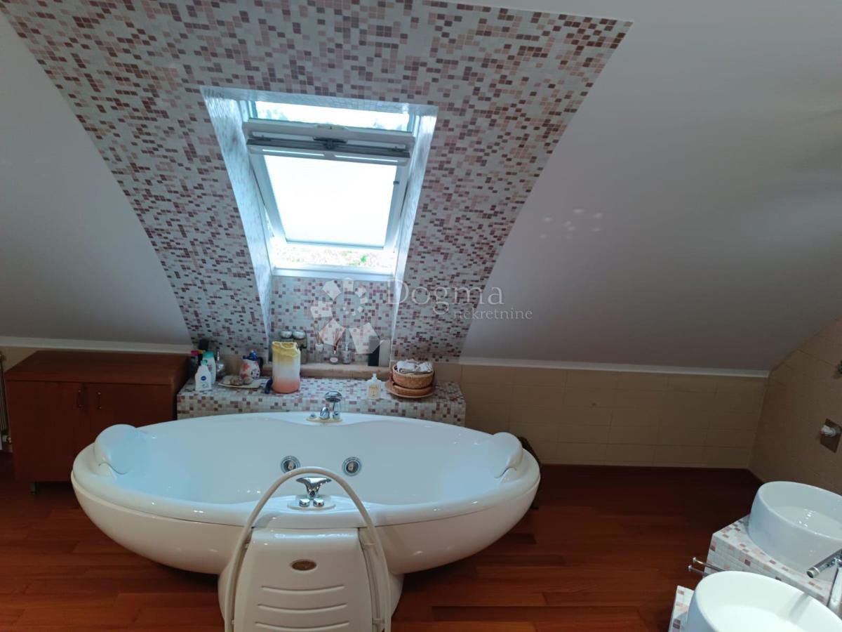 Allogio Srebrnjak, Maksimir, 192m2