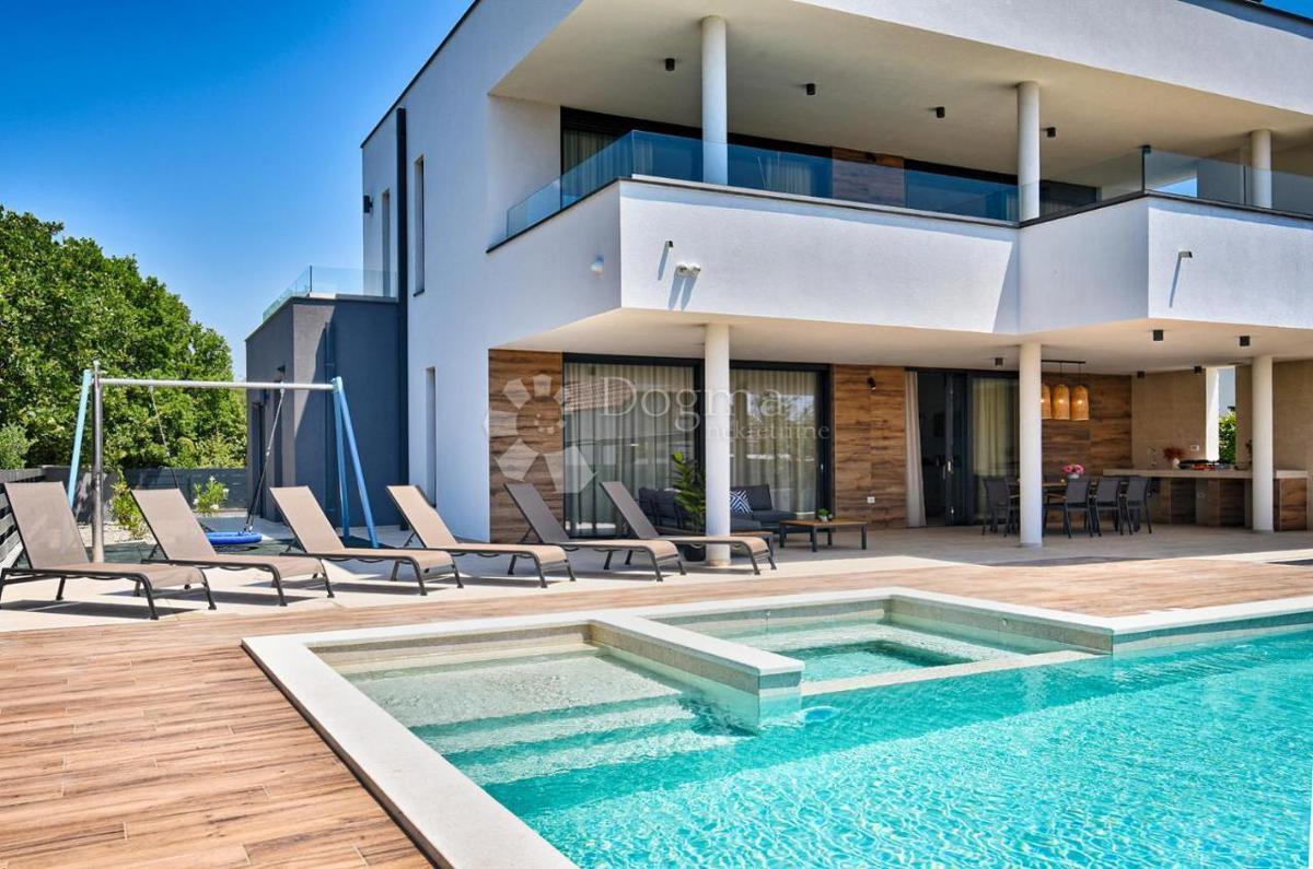 Casa Peroj, Vodnjan, 342m2