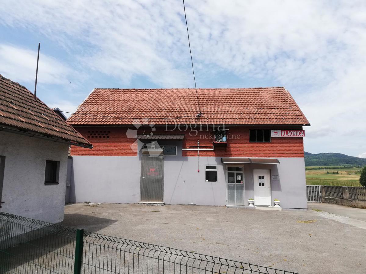 Locale commerciale Brinje, 300m2