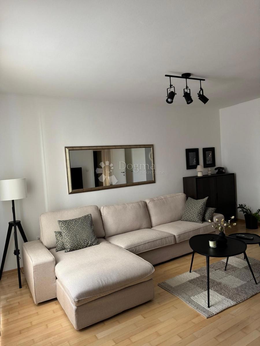 Casa Centar, Pula, 163m2