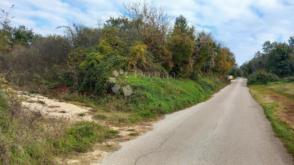 Terreno Labin, 1.380m2