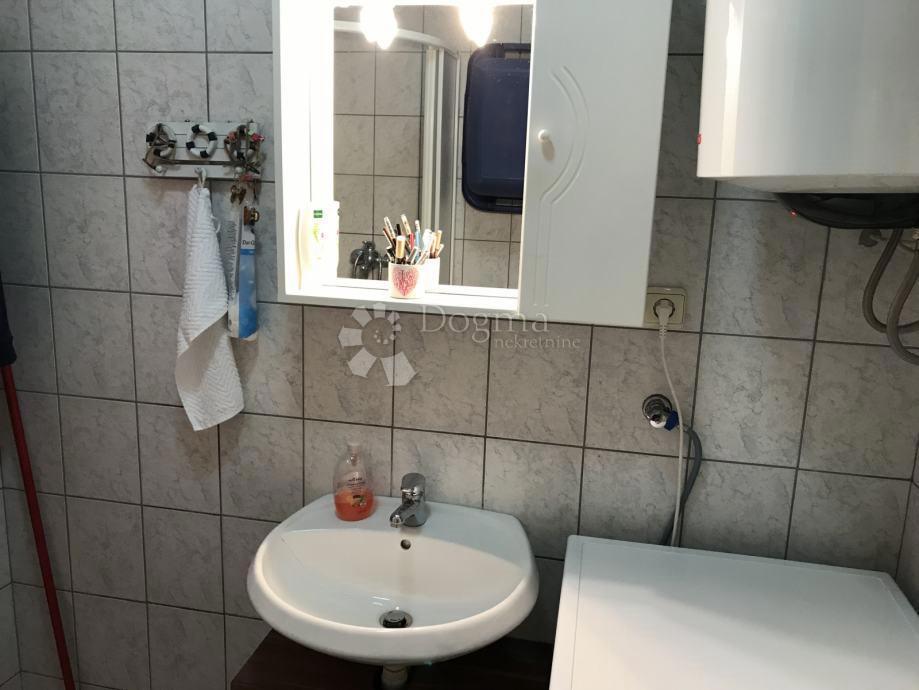 Appartamento Okrug Gornji, Okrug, 36,50m2