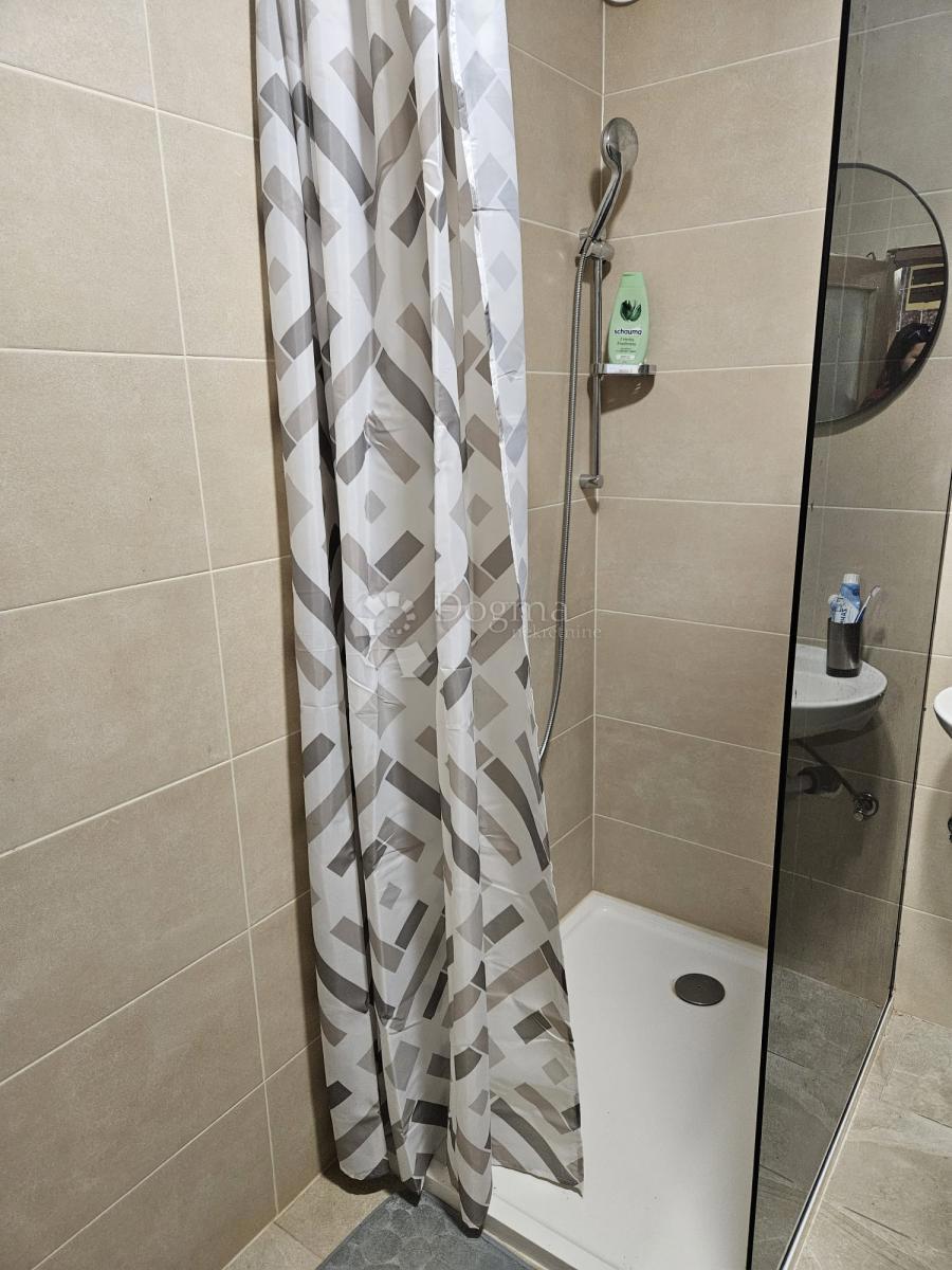 Casa Vugrovec Gornji, Sesvete, 236,98m2