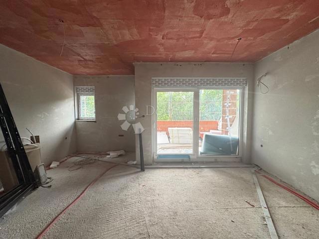 Allogio Hreljin, Bakar, 80m2