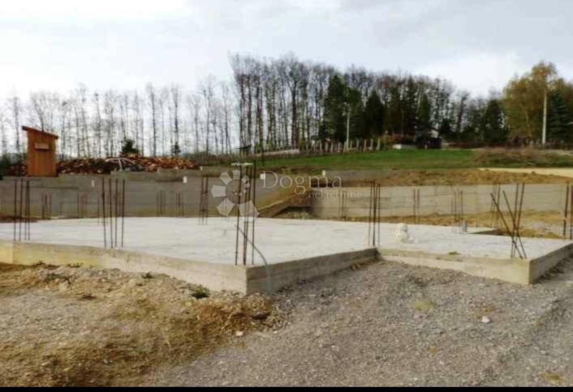 Terreno Hrastje Plešivičko, Jastrebarsko - Okolica, 1.712,03m2