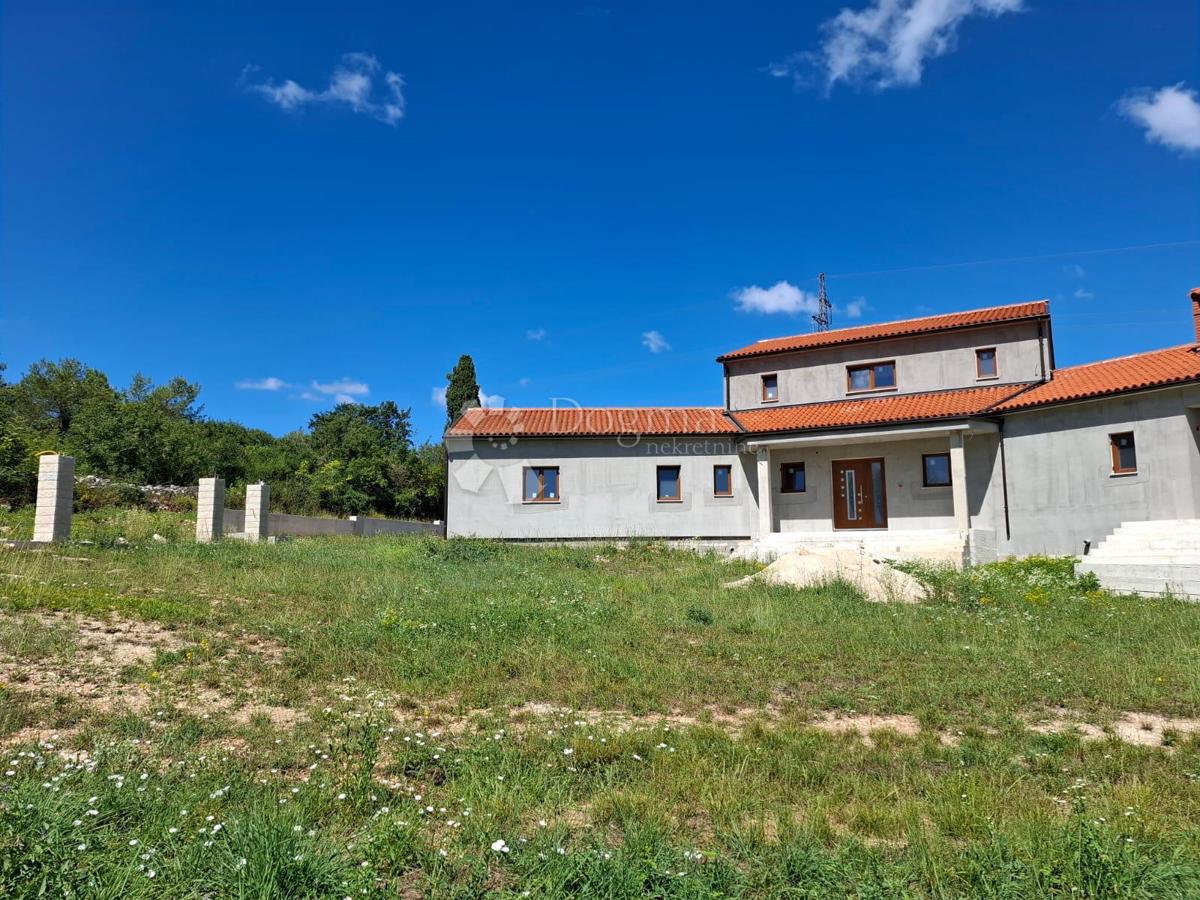 Casa Rovinjsko Selo, Rovinj, 550m2