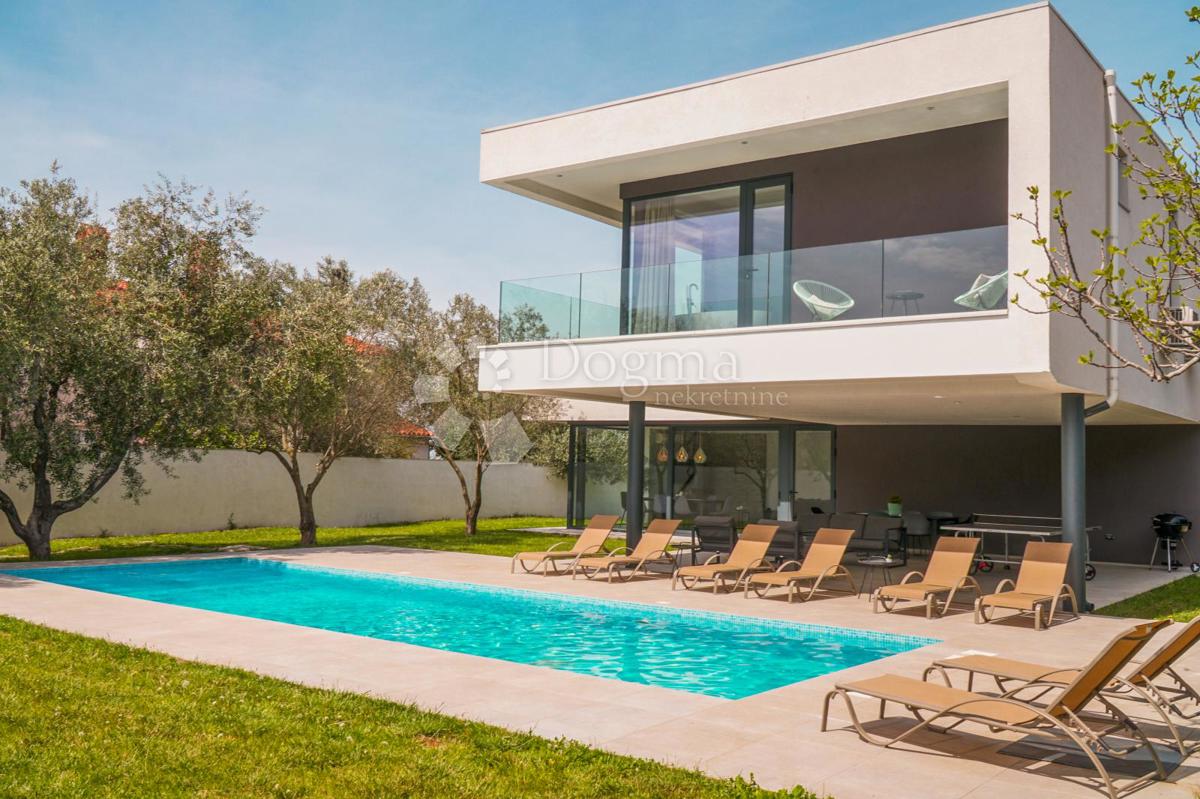 Casa Peroj, Vodnjan, 282,89m2