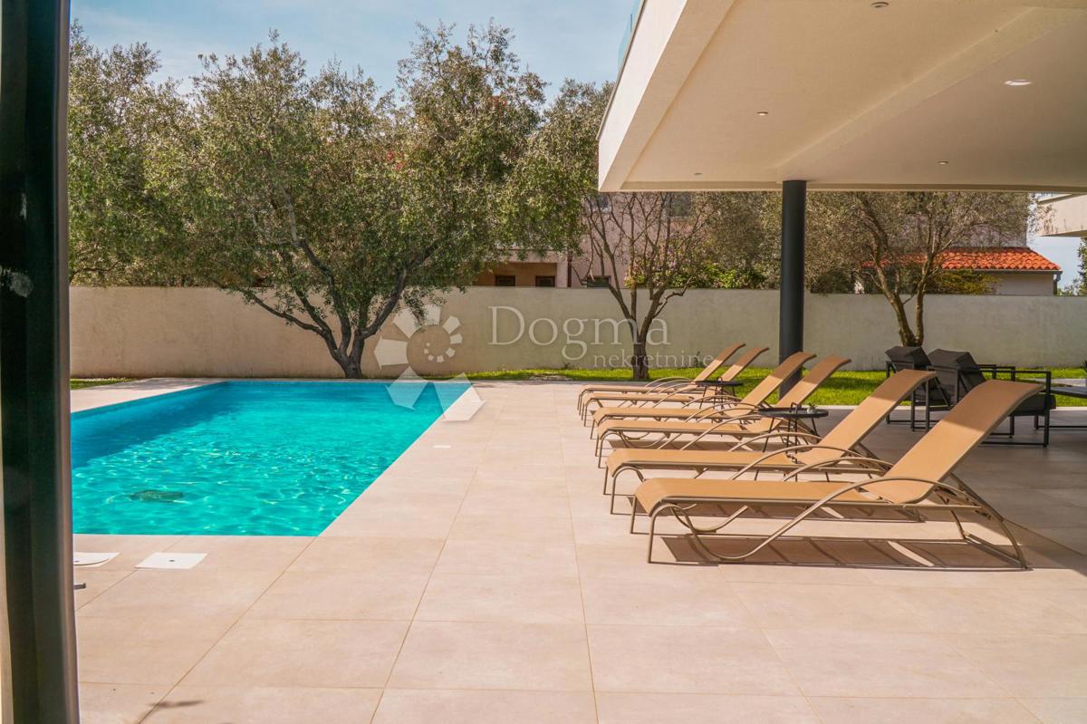 Casa Peroj, Vodnjan, 282,89m2