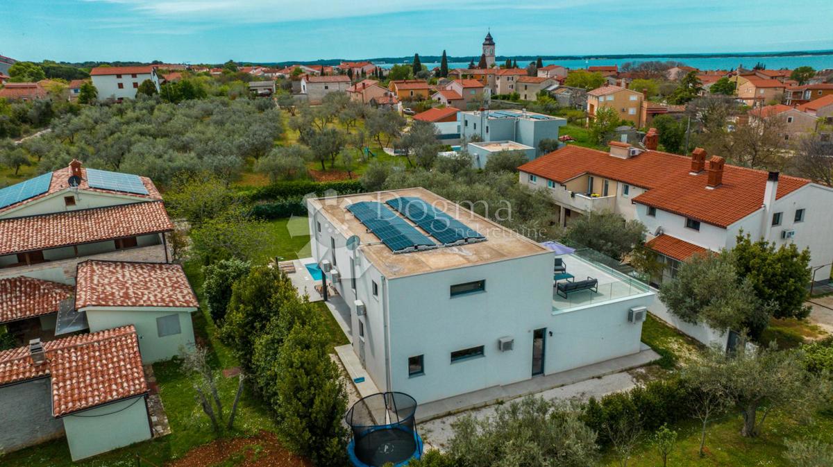 Casa Peroj, Vodnjan, 282,89m2