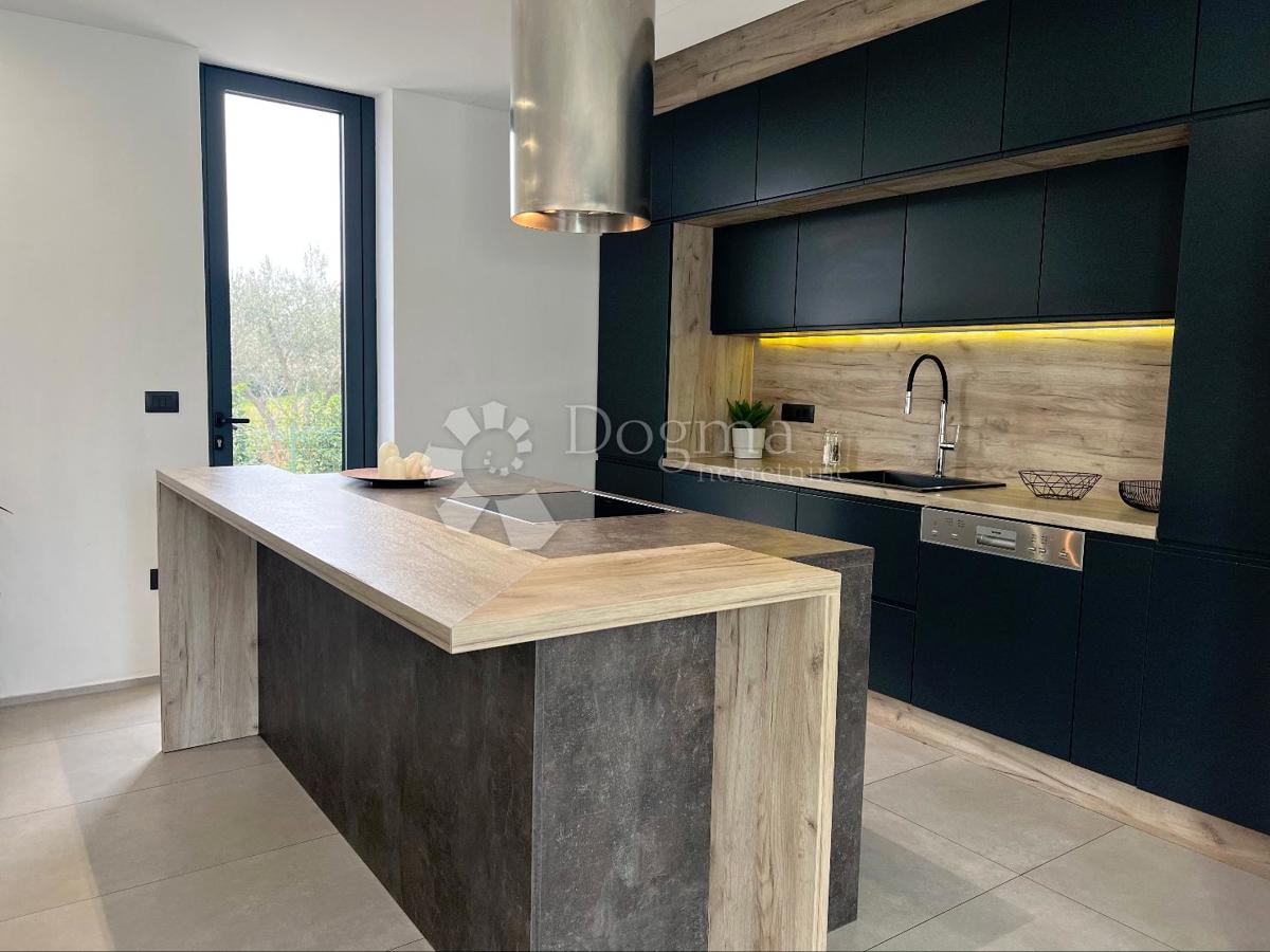 Casa Peroj, Vodnjan, 282,89m2