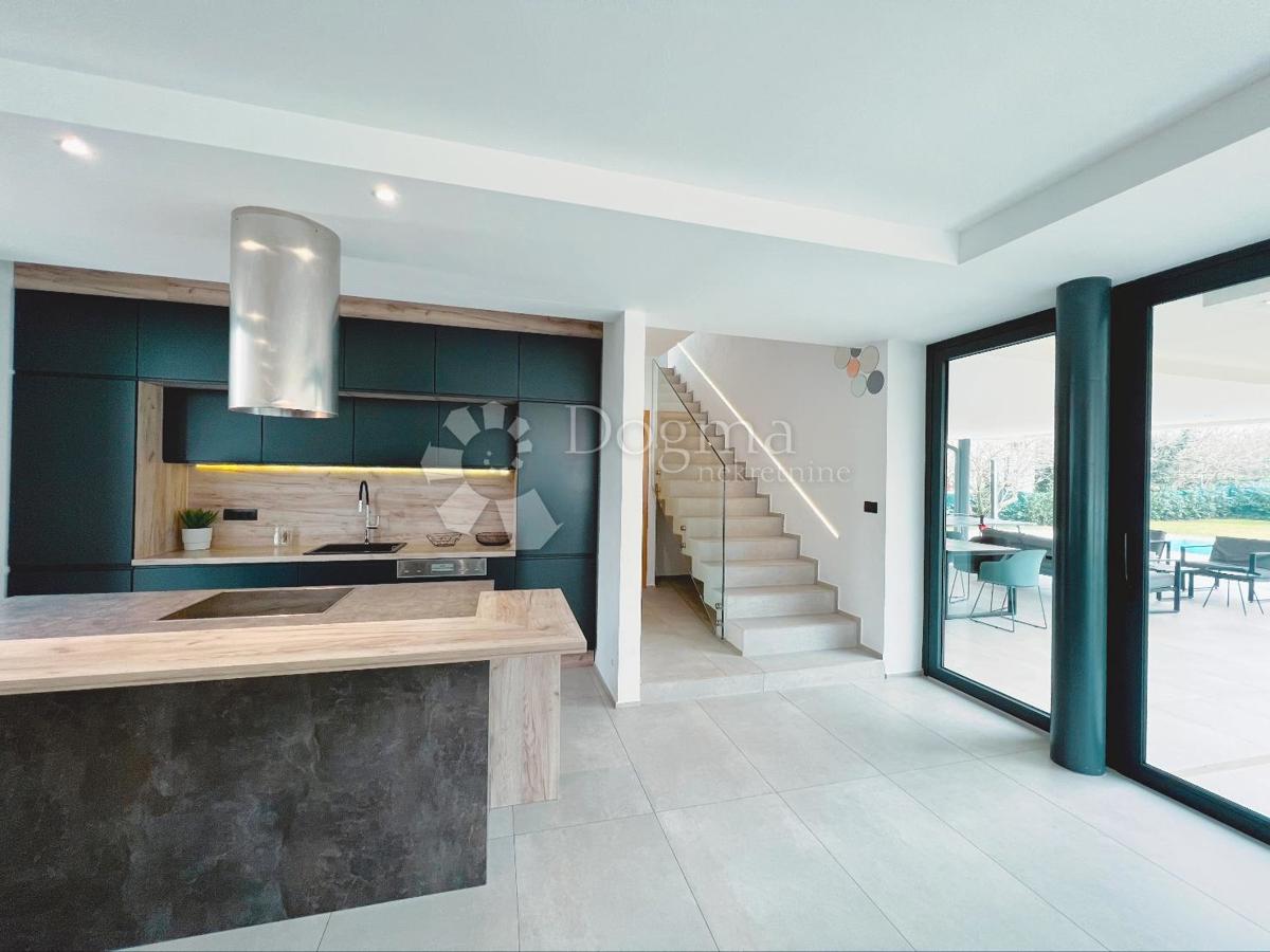 Casa Peroj, Vodnjan, 282,89m2