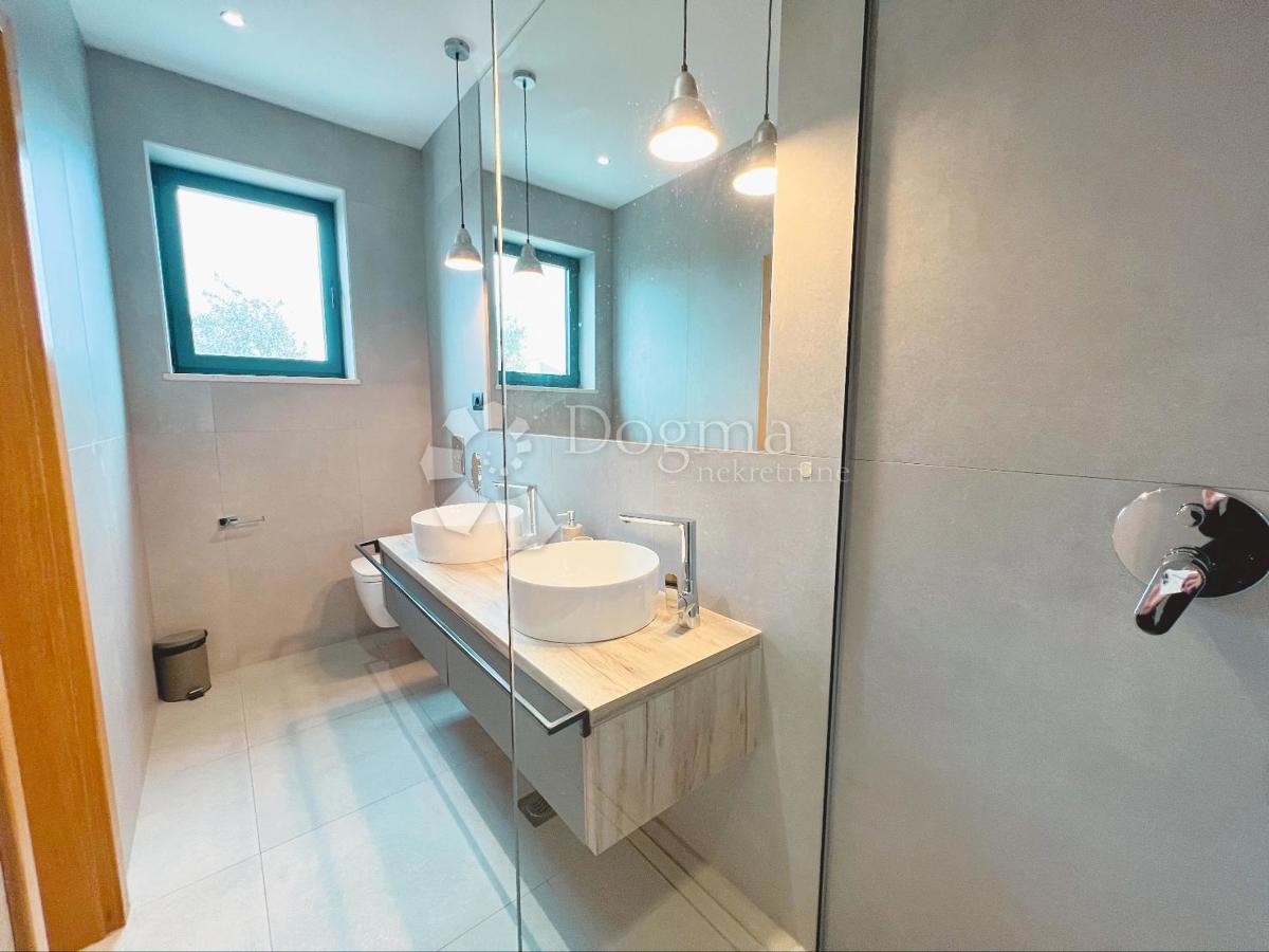 Casa Peroj, Vodnjan, 282,89m2