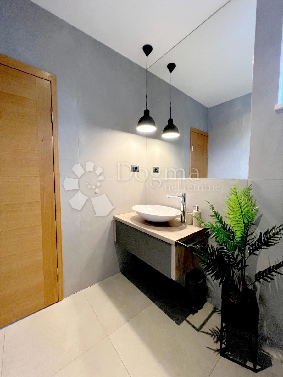 Casa Peroj, Vodnjan, 282,89m2