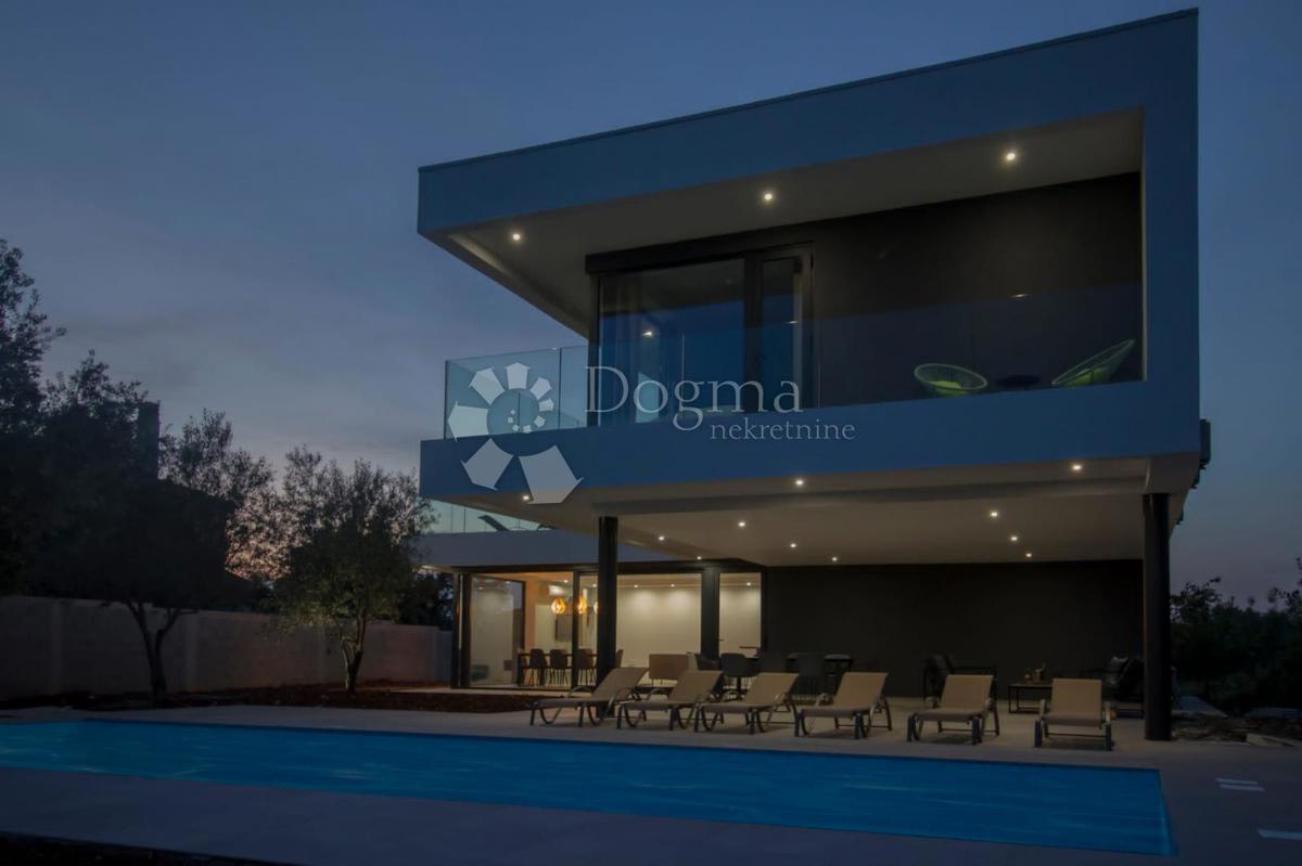 Casa Peroj, Vodnjan, 282,89m2