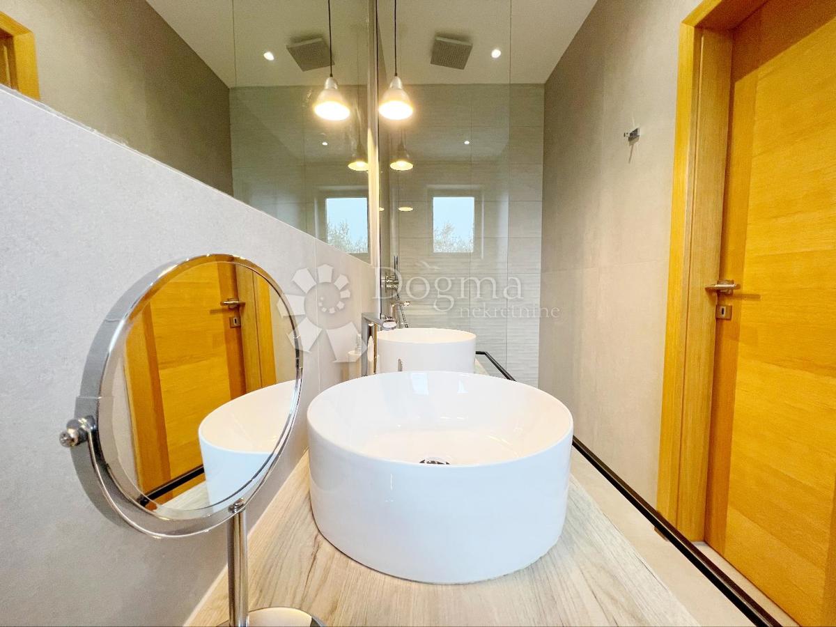 Casa Peroj, Vodnjan, 282,89m2