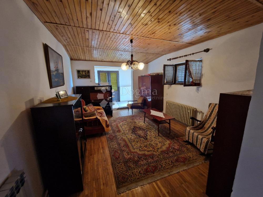 Casa Podsused, Podsused - Vrapče, 100m2