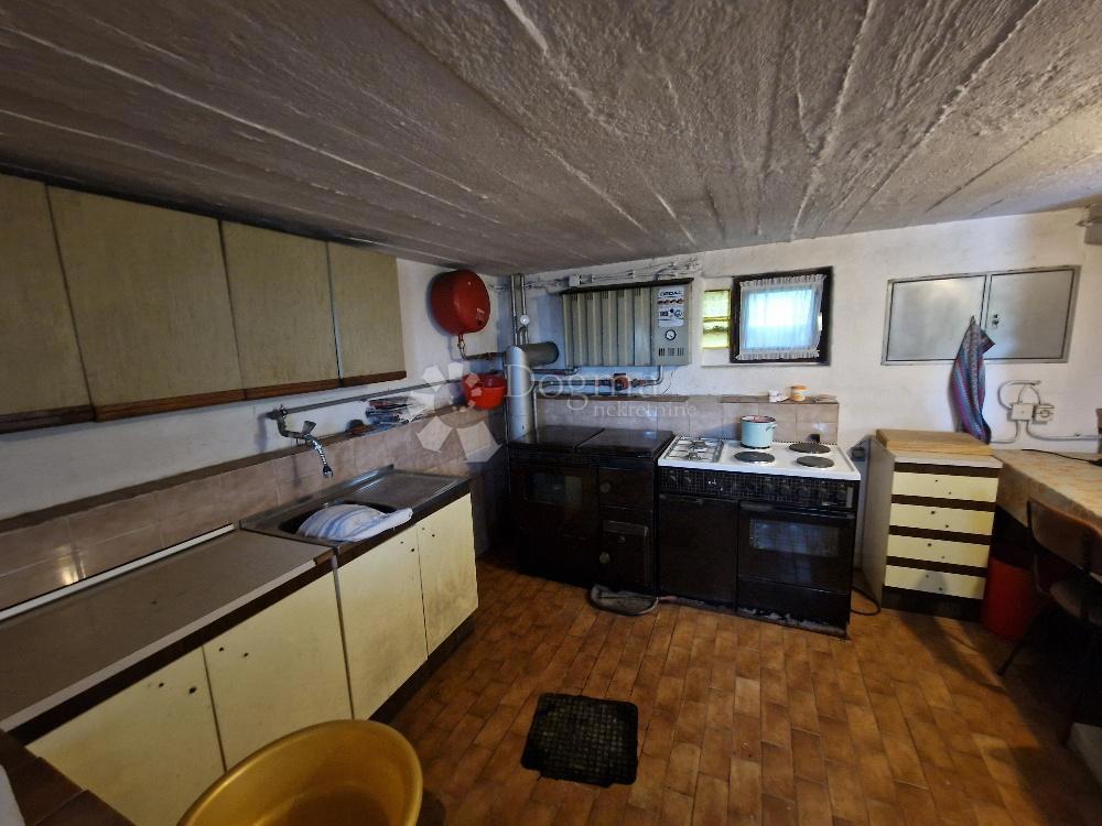 Casa Podsused, Podsused - Vrapče, 100m2