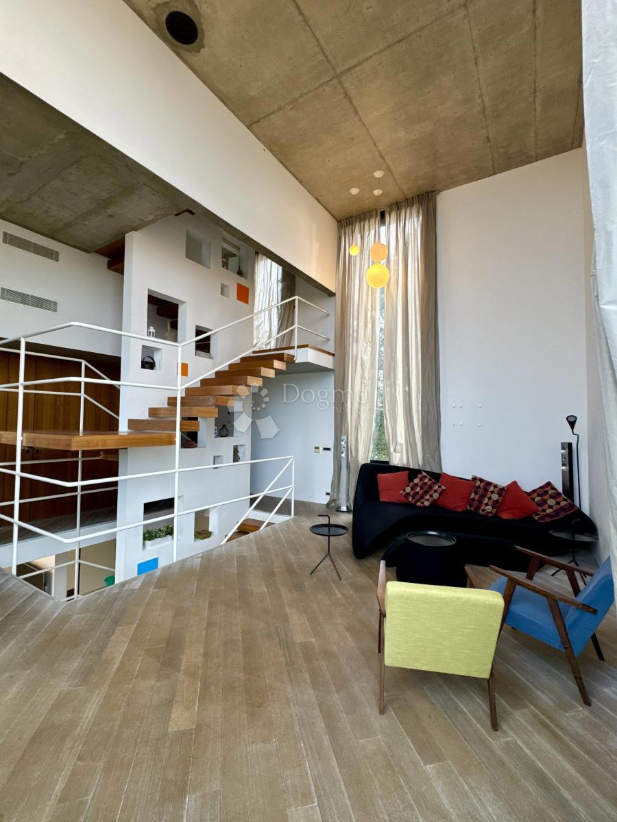 Casa Kloštar Ivanić, 308,70m2