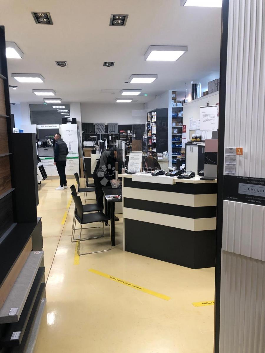 Due sale nelle immediate vicinanze di Pola, Dignano e Gallesano