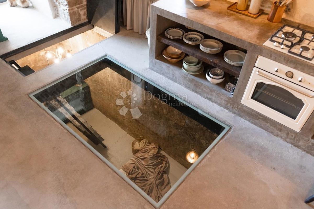 Casa Gornji Humac, Pučišća, 160m2