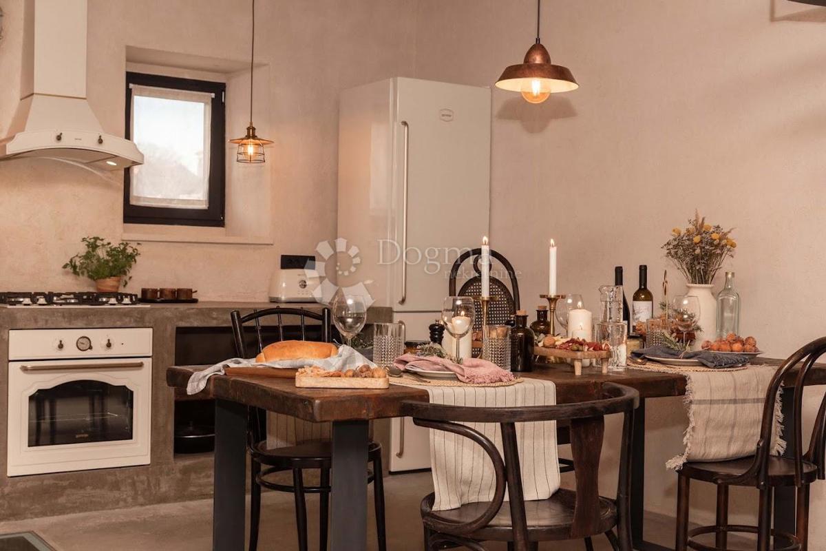 Casa Gornji Humac, Pučišća, 160m2