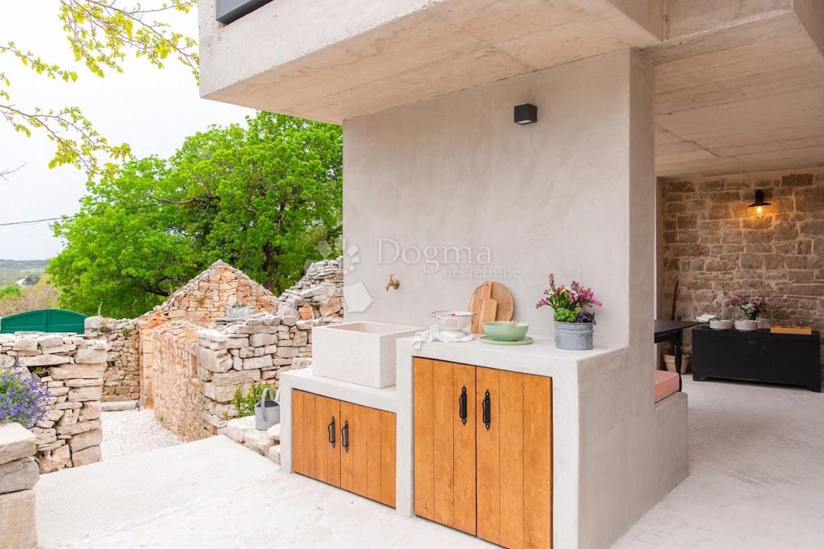 Casa Gornji Humac, Pučišća, 160m2