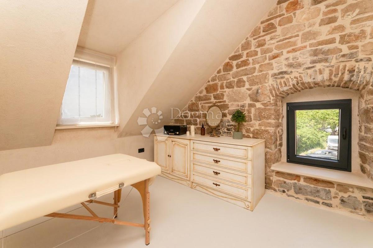 Casa Gornji Humac, Pučišća, 160m2