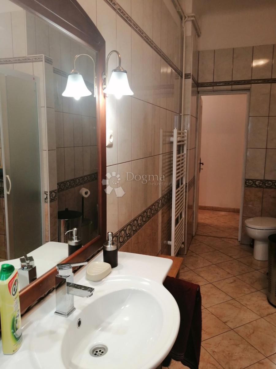 Allogio Centar, Rijeka, 119,97m2