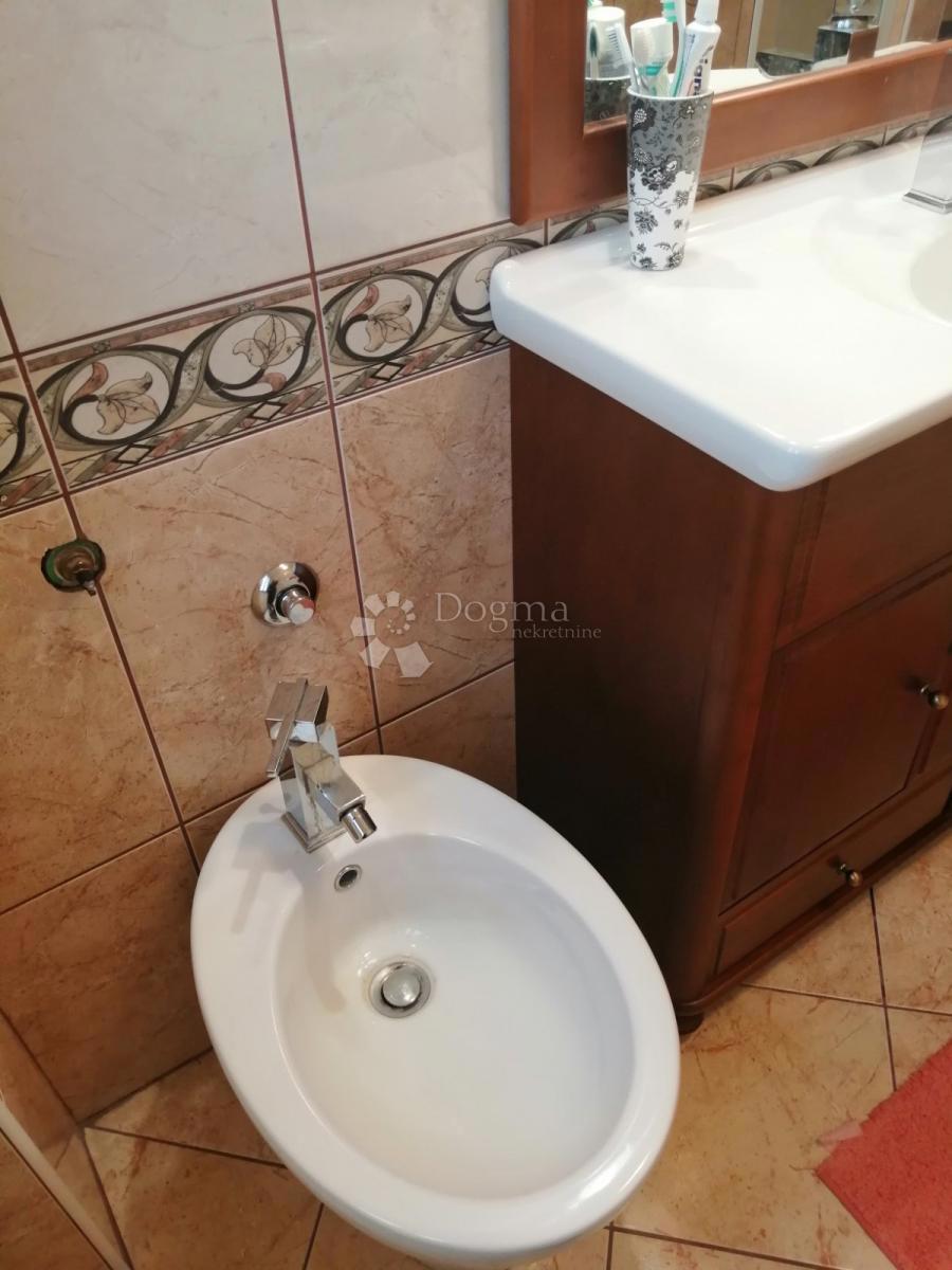 Allogio Centar, Rijeka, 119,97m2