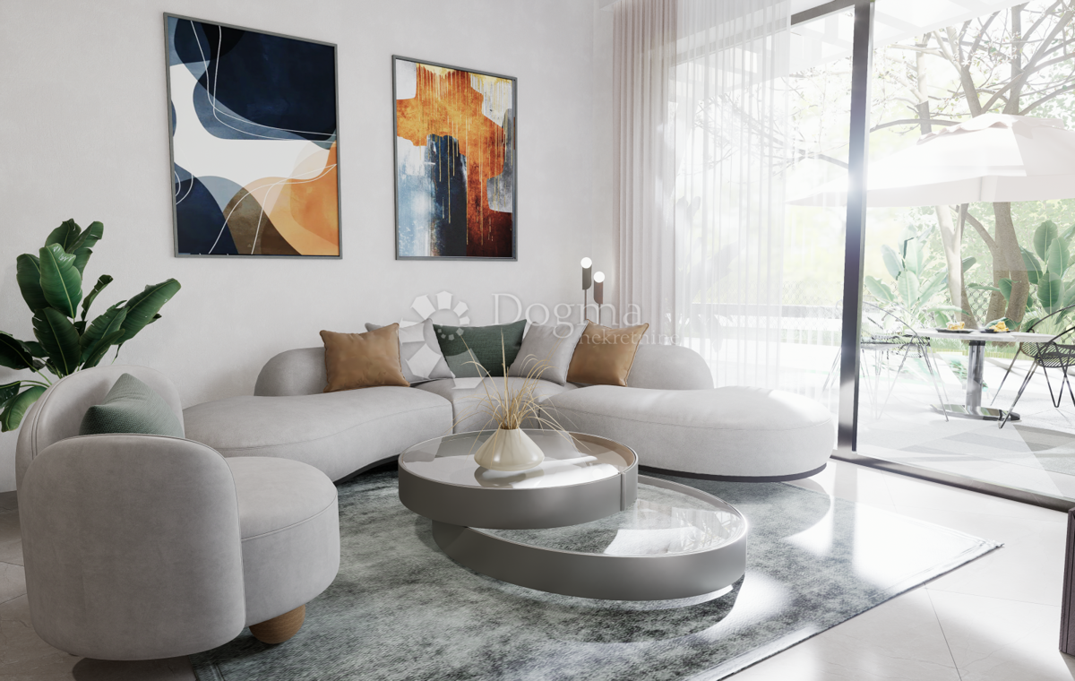 Moderna Villa a Piano Terra con Piscina e Vista Mare