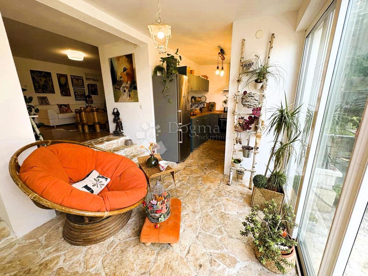 Allogio Crikvenica, 65,87m2