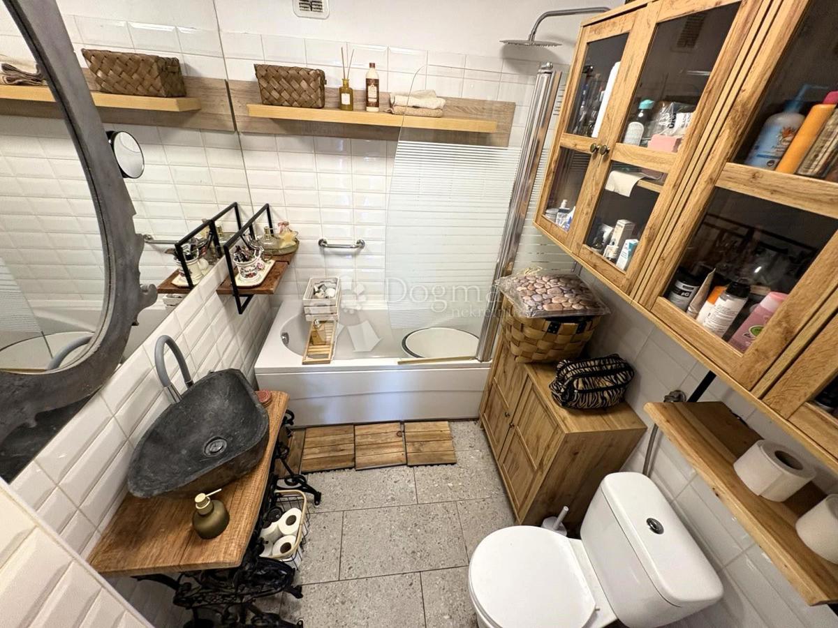 Allogio Crikvenica, 65,87m2