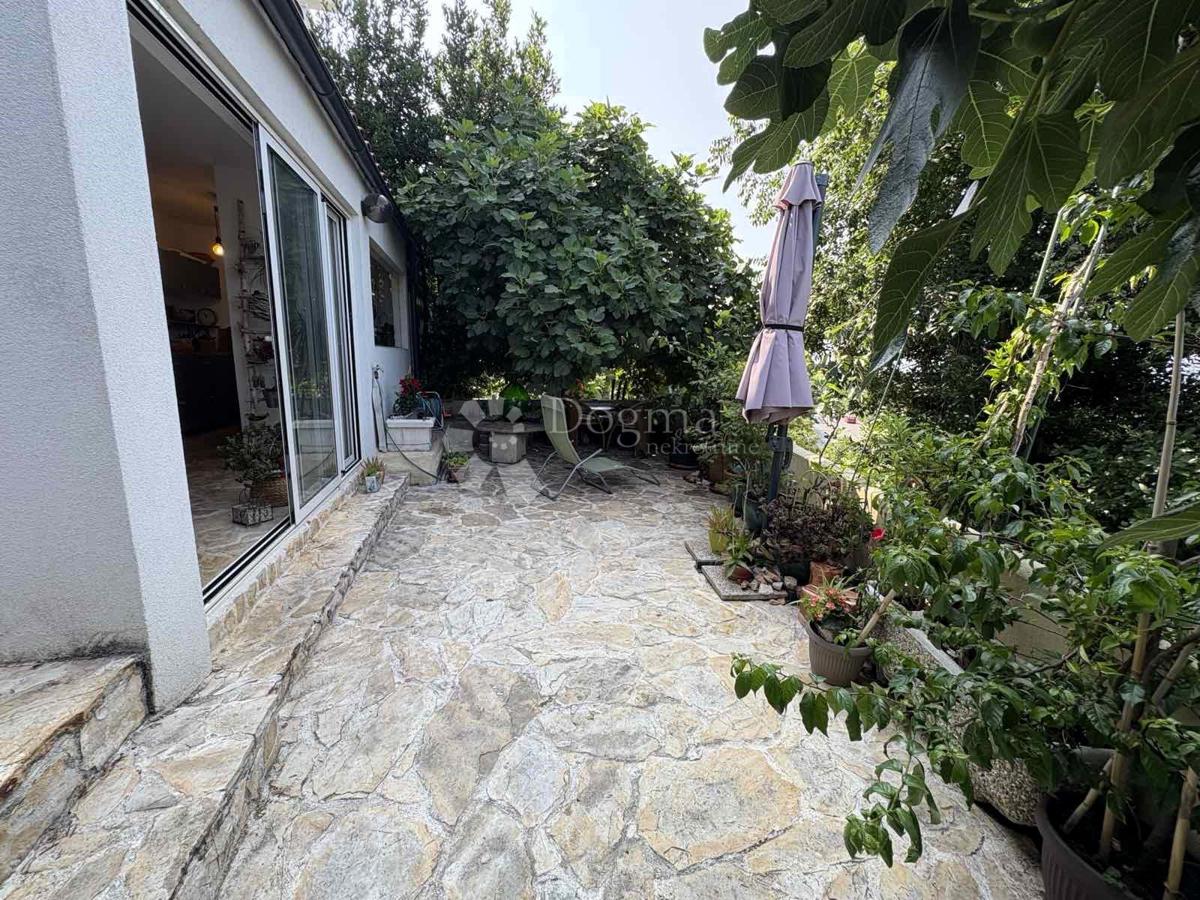 Allogio Crikvenica, 65,87m2