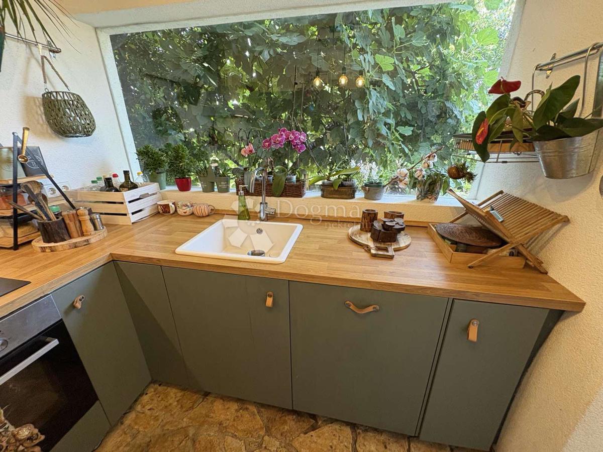 Allogio Crikvenica, 65,87m2