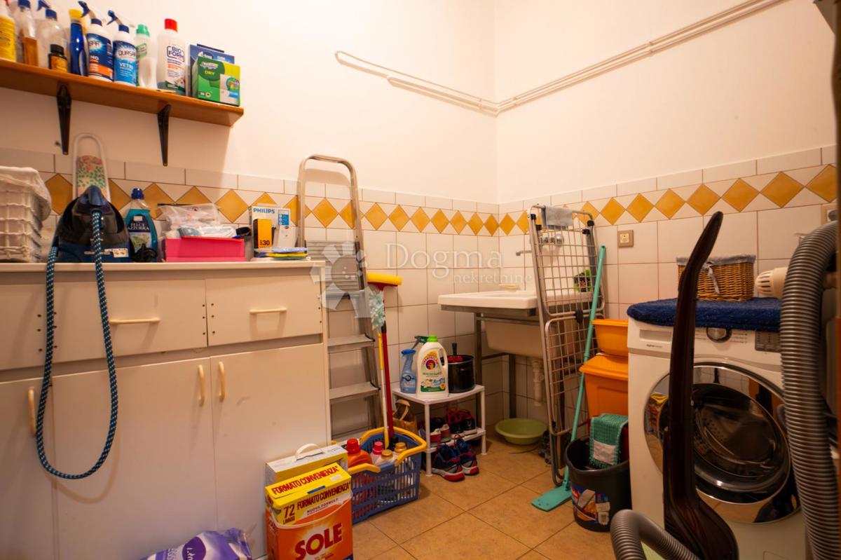 Casa Kostrena Sveta Lucija, Kostrena, 170m2