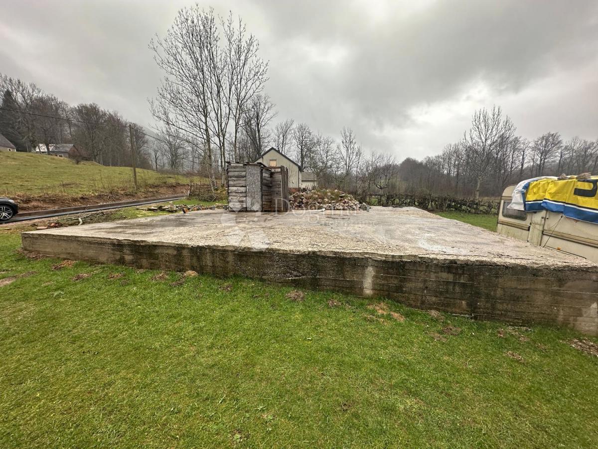 Terreno edificabile Baške Oštarije, Karlobag, 600m2