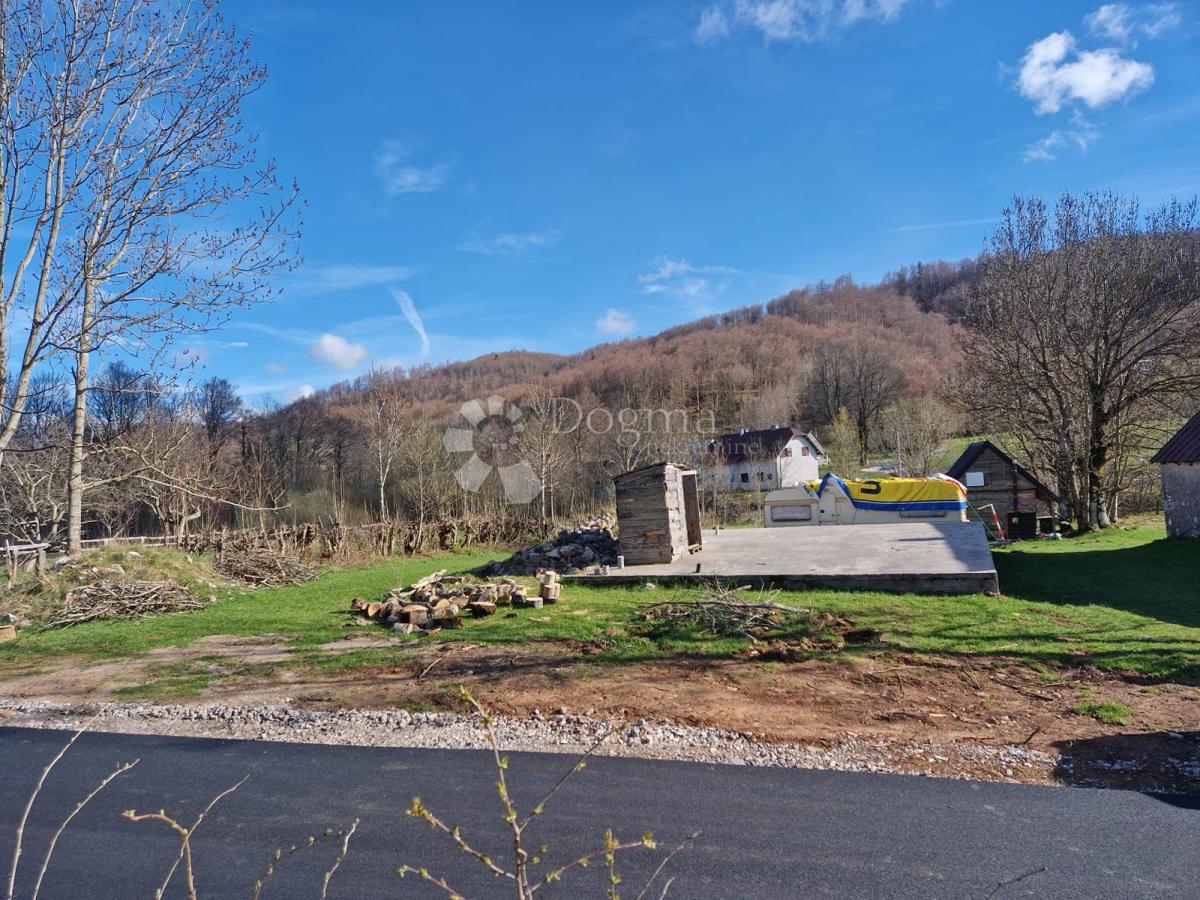 Terreno edificabile Baške Oštarije, Karlobag, 600m2