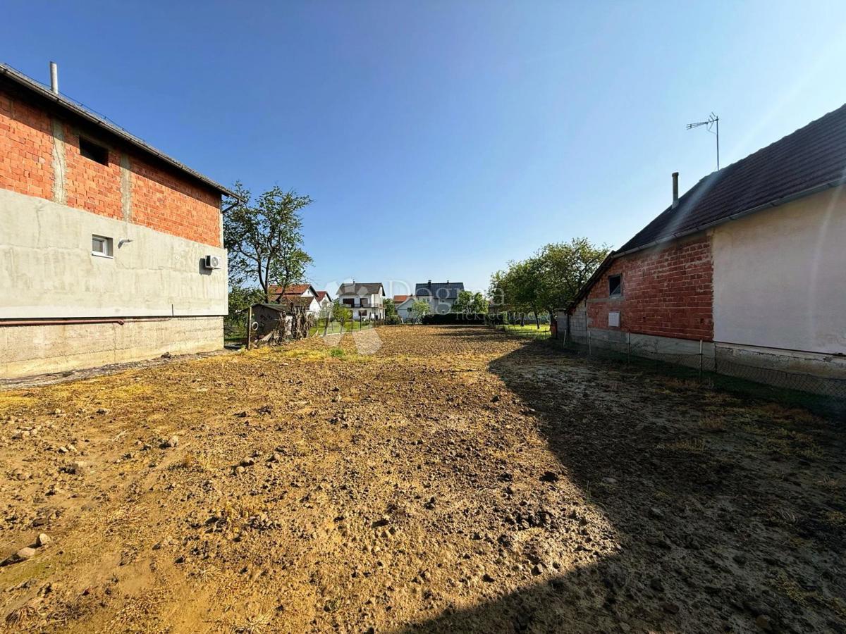 Terreno edificabile Centar, Koprivnica, 1.001m2