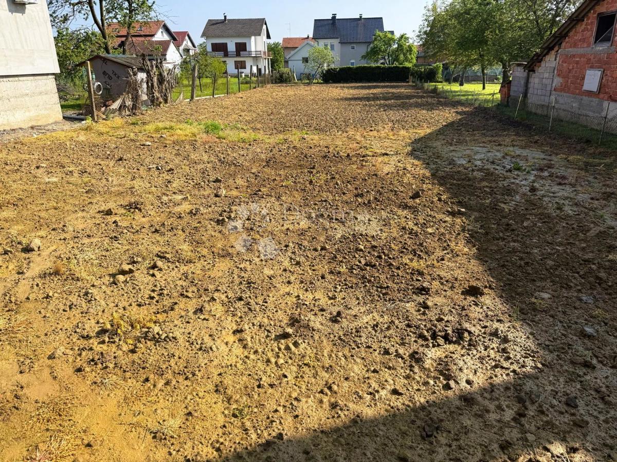 Terreno edificabile Centar, Koprivnica, 1.001m2