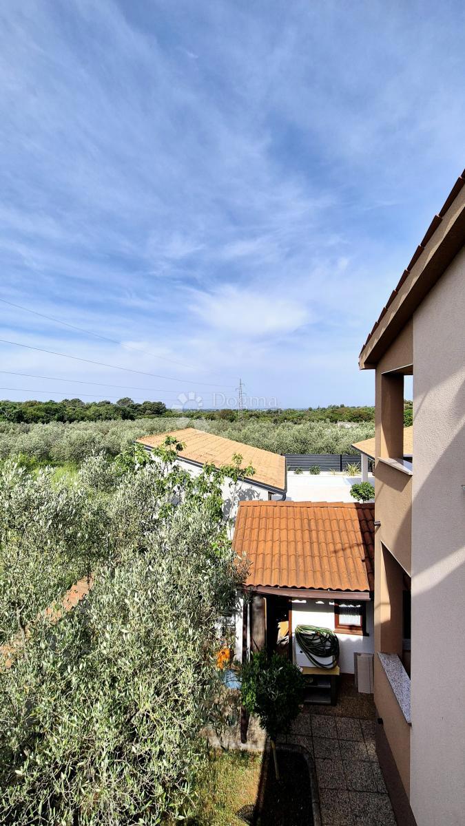 Casa con 4 appartamenti + garage! vicino a Fasana!