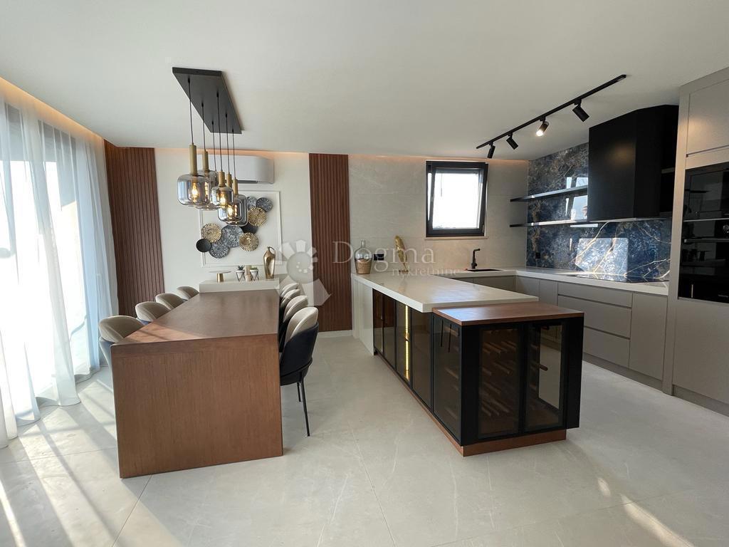 Allogio Kožino, Zadar - Okolica, 130m2